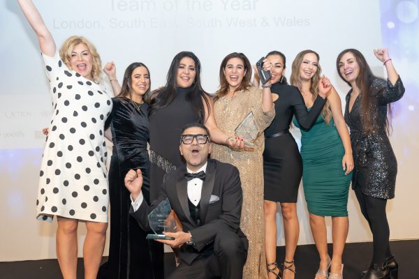 Last Friday we celebrated the very best in all fields in dentistry at the 2022 Private Dentistry Awards. Take a look at the winners…