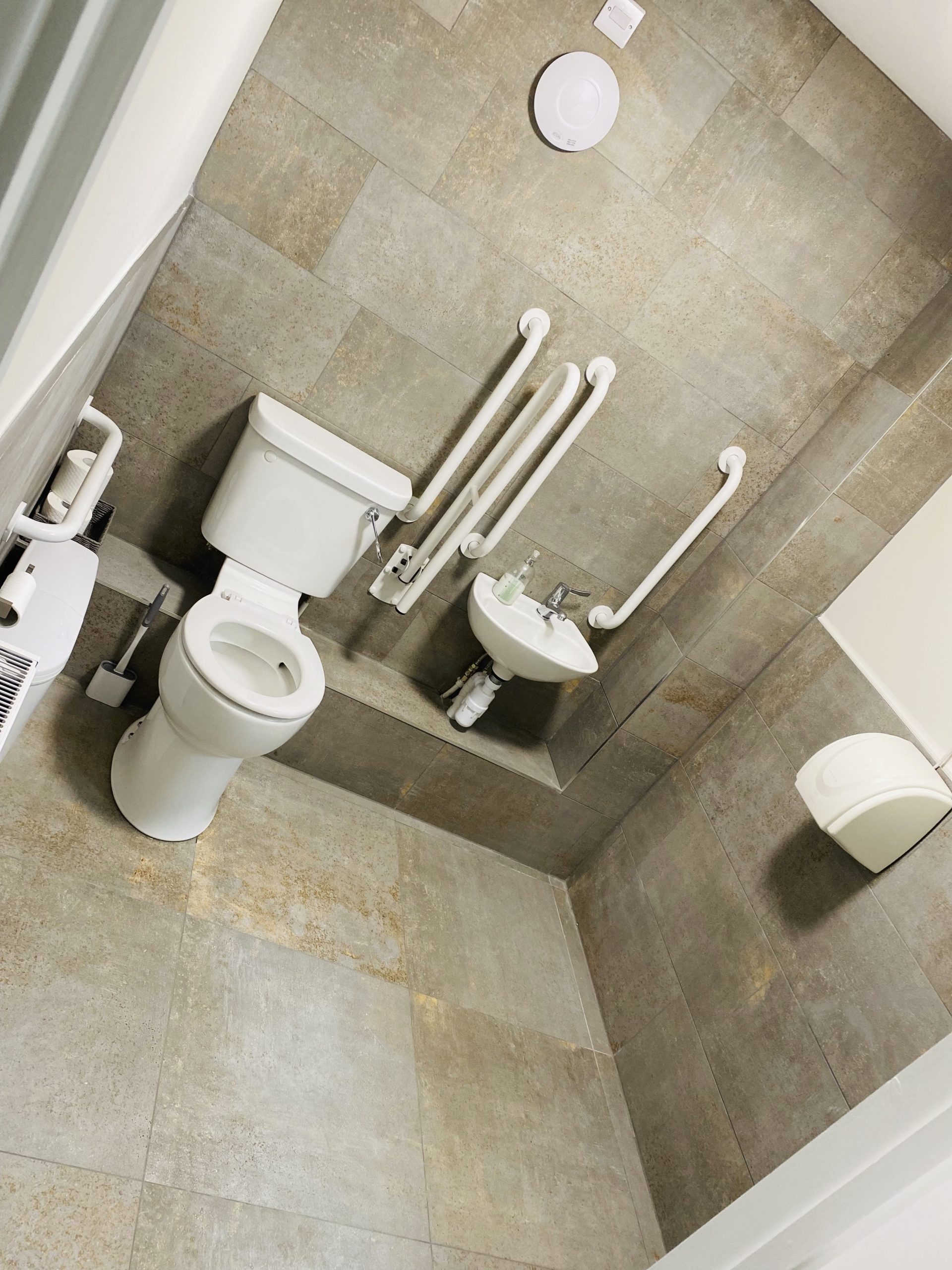 Flint House (loo accessible) Dentistry.co.uk