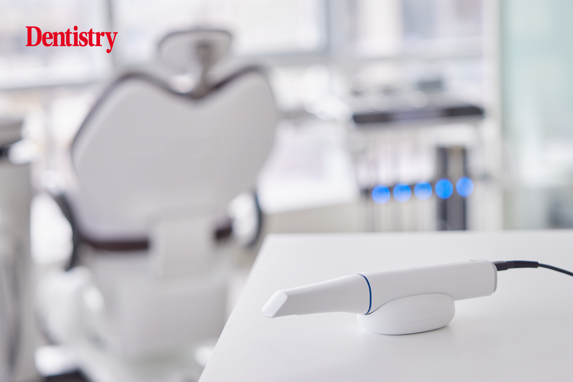 An ultimate digital dentistry with Medit i900