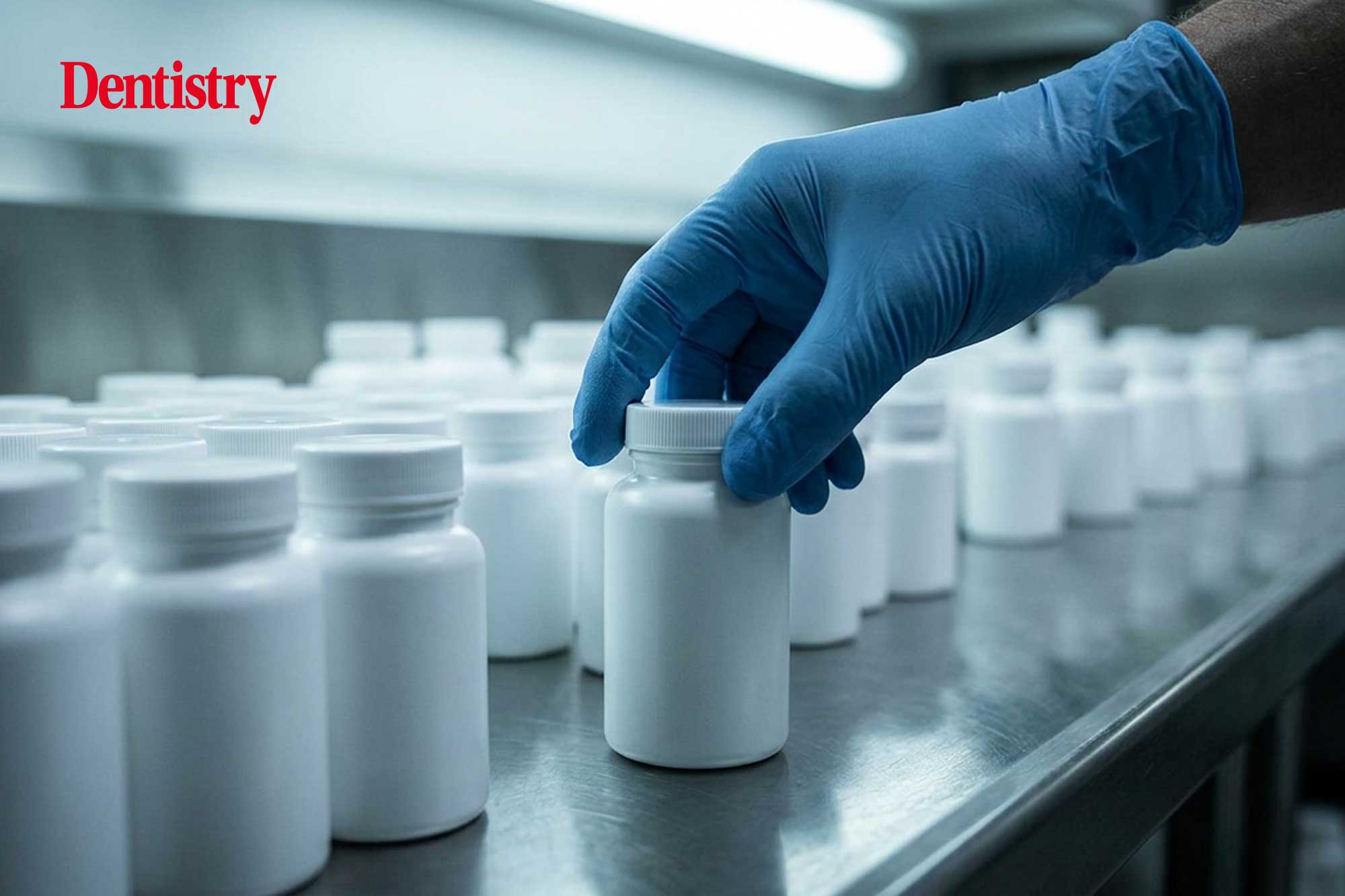 Dentist suspended for self-prescribing drugs using patients’ names