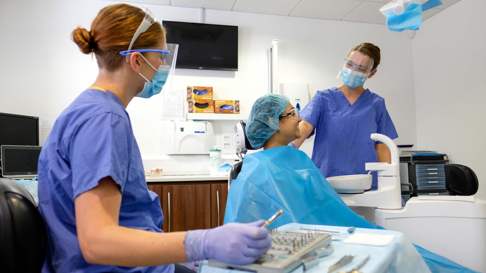 Dental implant nursing courses at ICE - Dentistry.co.uk
