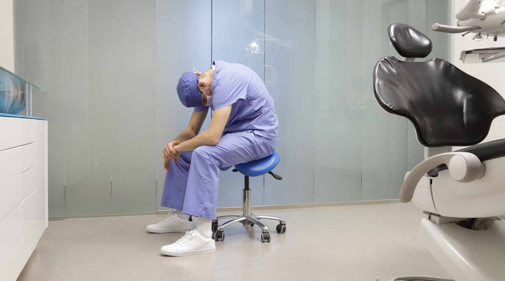 Burnout causing dentists to consider leaving dentistry Dentistry.co.uk