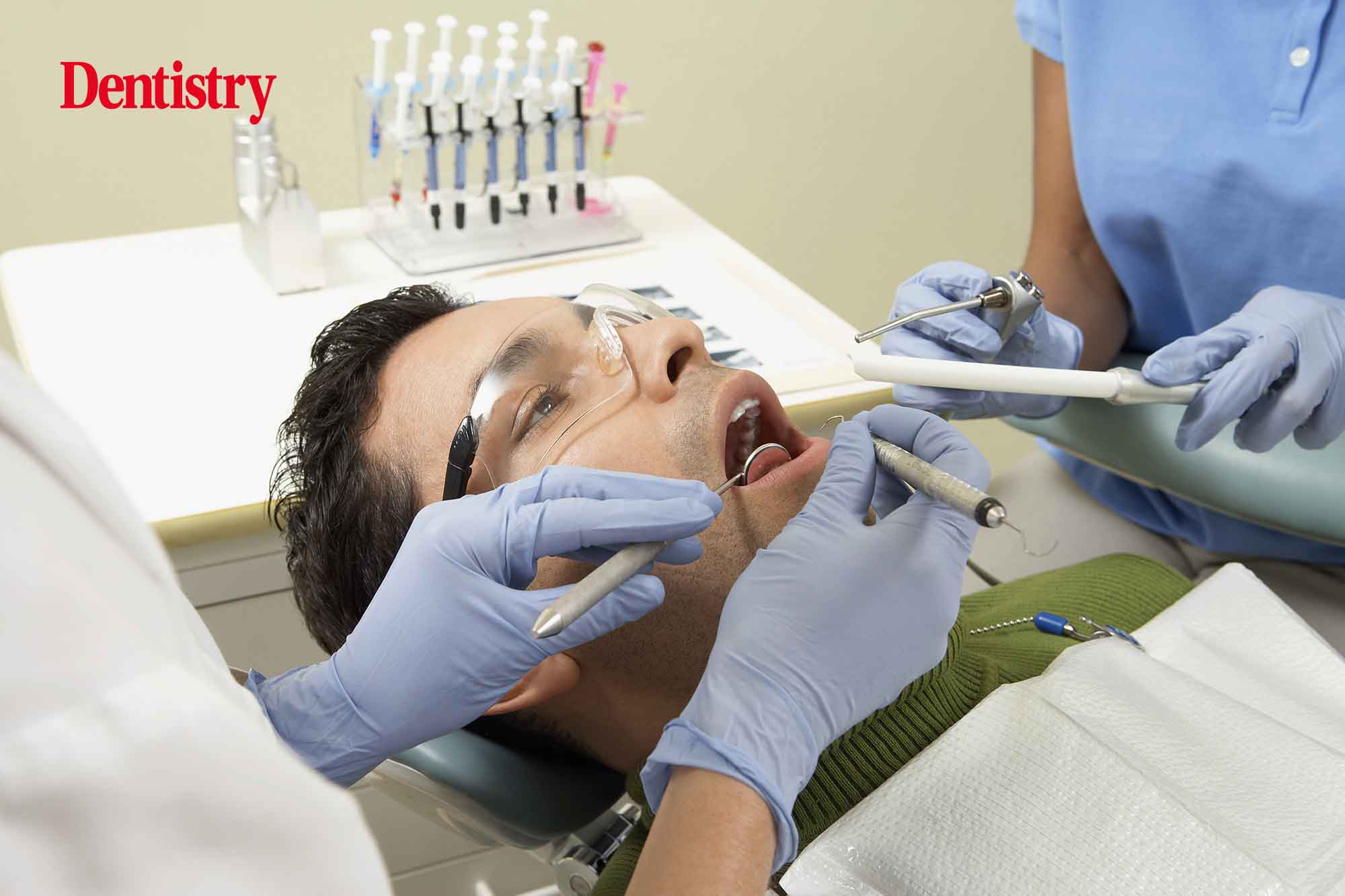 Patients on the Isle of Wight are living in 'constant pain' due to a lack of dental services. 