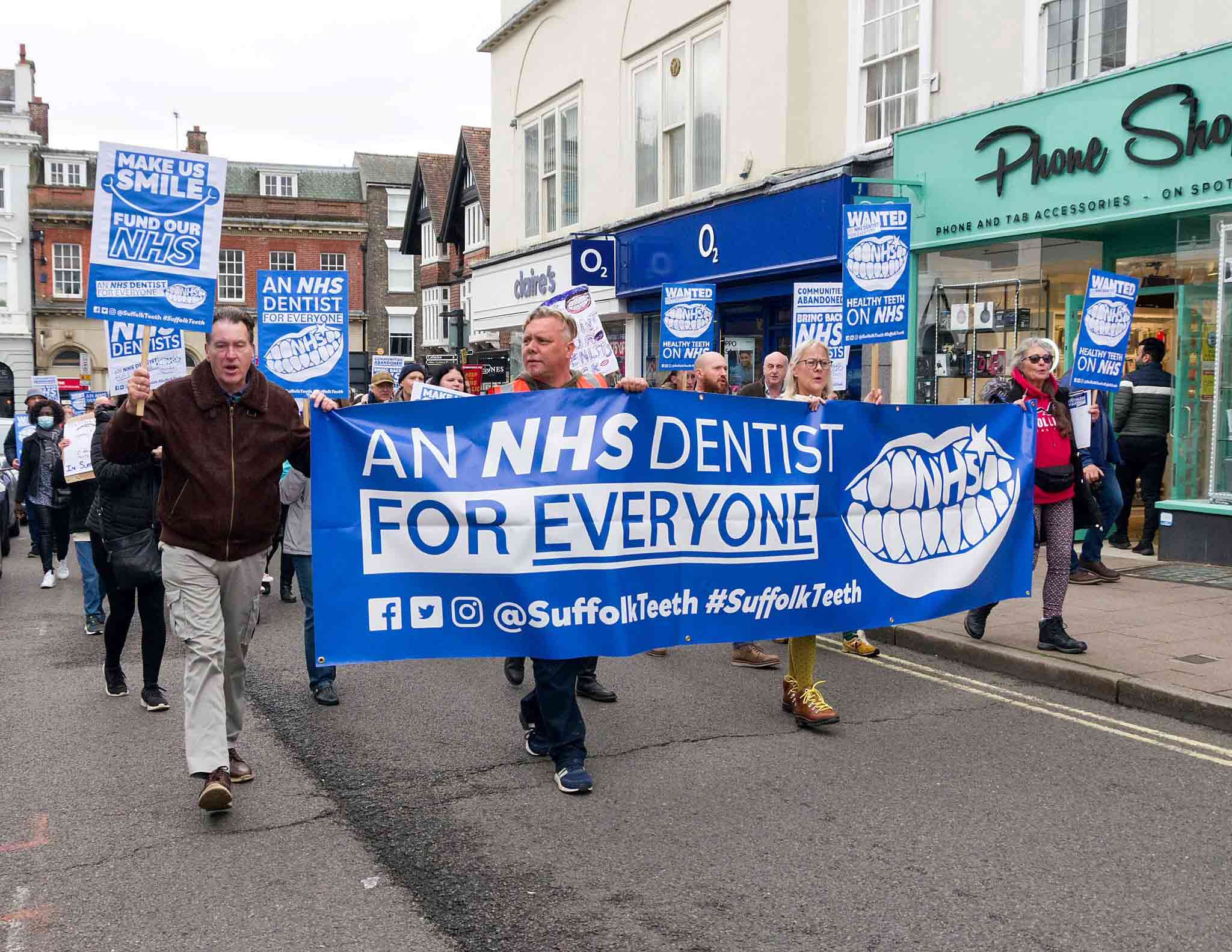Toothless in London – campaign for NHS dentistry comes to the capital